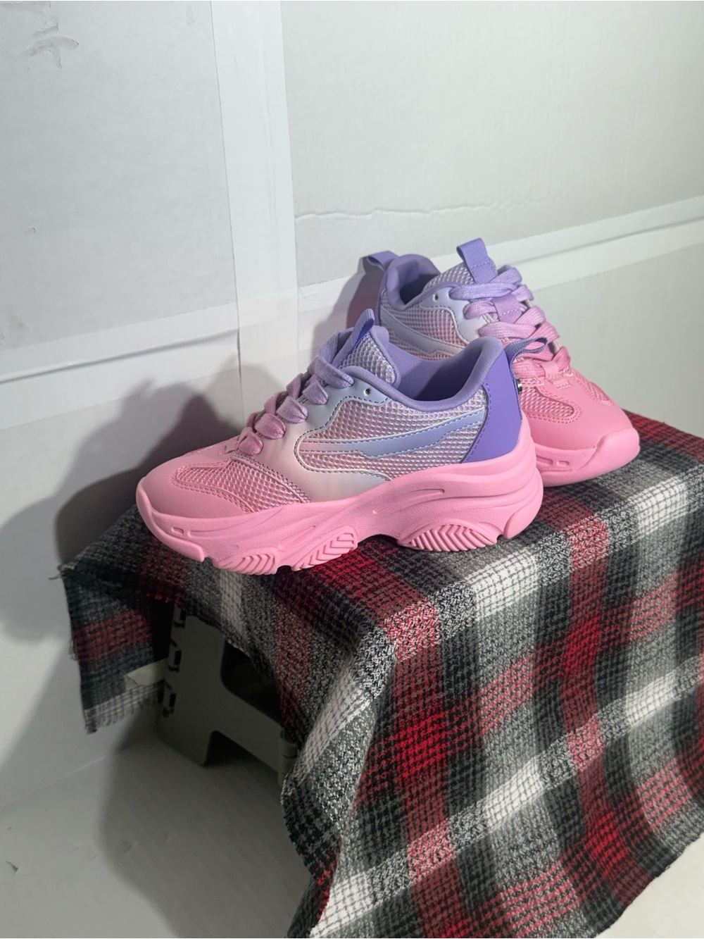 Steve Madden NYC Kids Tennis Shoe Sz 13 Pink, Purple, White - Picture 5 of 8
